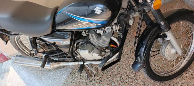 SUZUKI GS 150