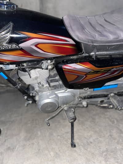 Honda 125 2022 model 10/10 fresh bike urgent sale