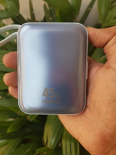 45 watt super fast charging  mini travel adopter 10000mah