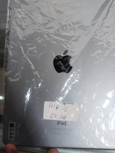 I PAD AIR 2 64 GB  BRAND NEW ONLY KIT NOT BOX. . . 10 BY 10 CONDITION