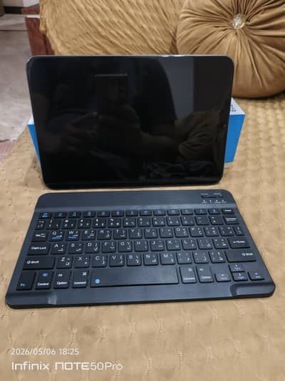 Tablet with Bluetooth keyboard