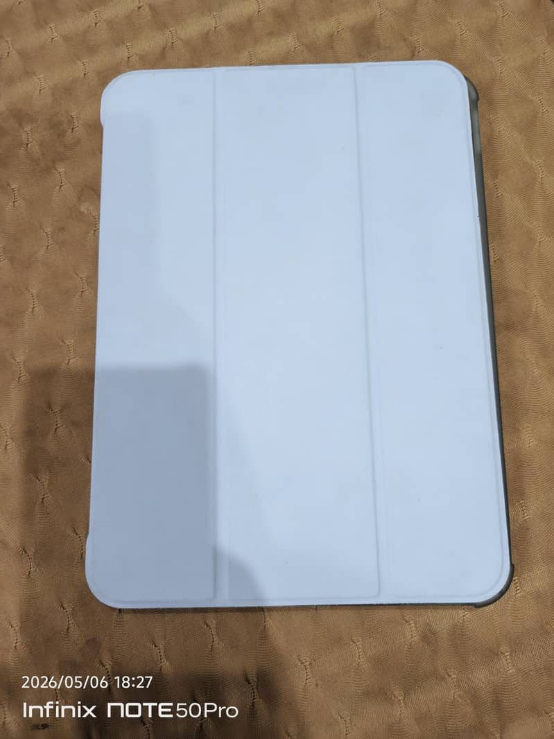 Tablet with Bluetooth keyboard 3
