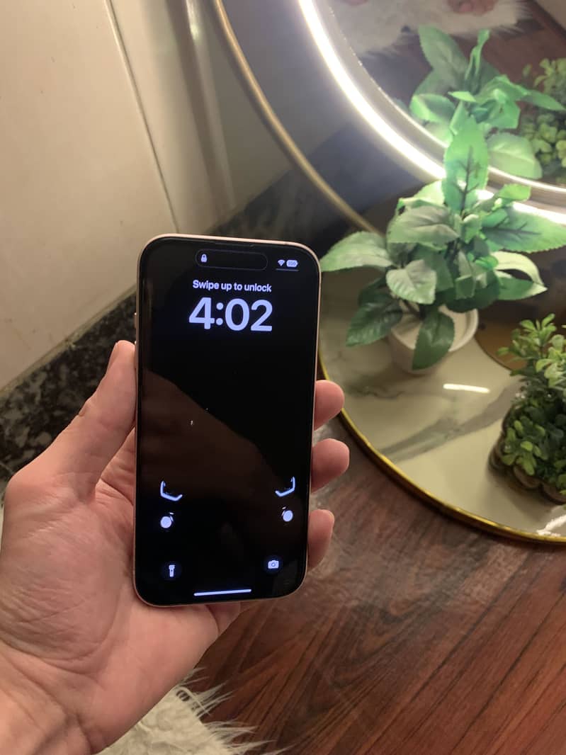 Iphone 15 jv 1