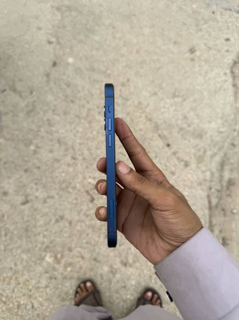 iphone 12 2