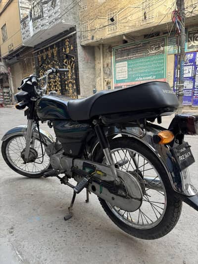 Honda cd 70 black colour new condition for sale urgent
