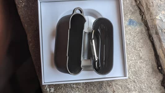 new box pack airbuds pro 2 with free cover