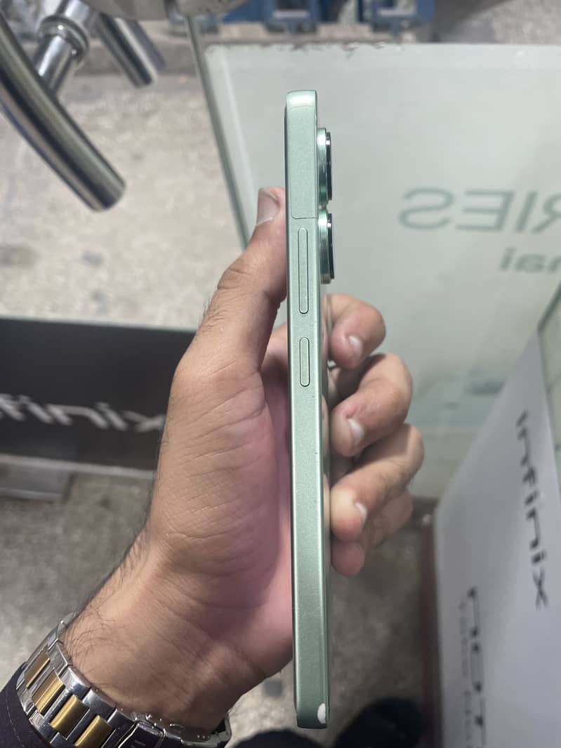 REDMI NOTE 13 4