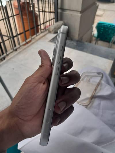 Iphone 17 pro (sim time)