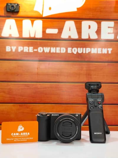 Sony ZV-E10 ii with Kit Lens + Sony Shooting Grip Mint Condition