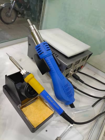 3 in 1 Mobile Repairing Machine – LCD Separator + Heat Gun + Soldering