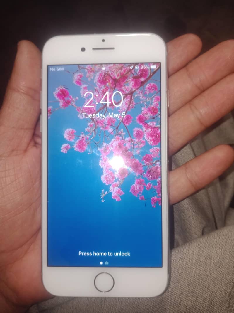iPhone 7 3