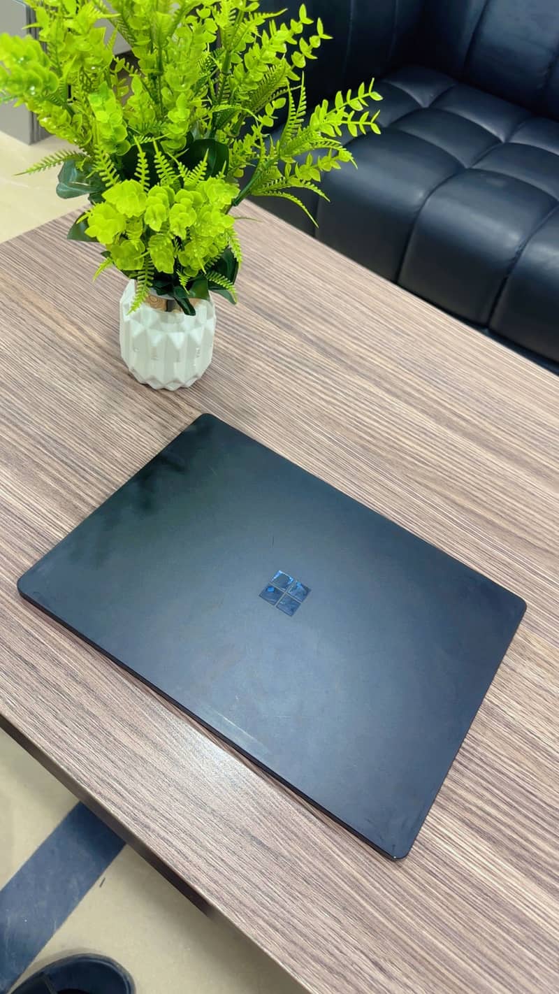 MICROSOFT SURFACE 1