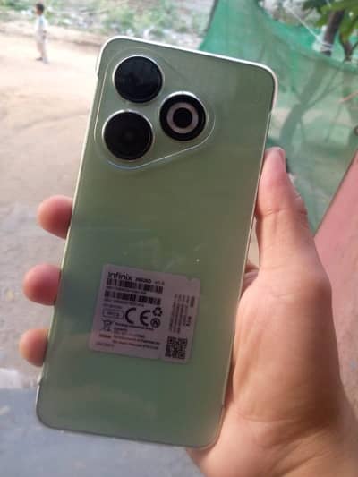 Infinix smart 10 hd 2/64 mint condition