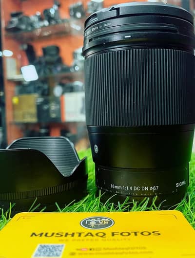 Sigma 16mm f/1.4 DC DN for Sony (Mint Condition - Scratchless Optics)