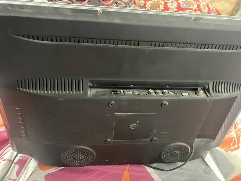LCD TV 1