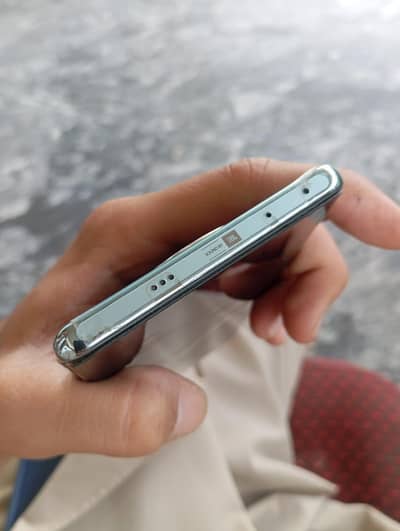edge screen 8+8(256)