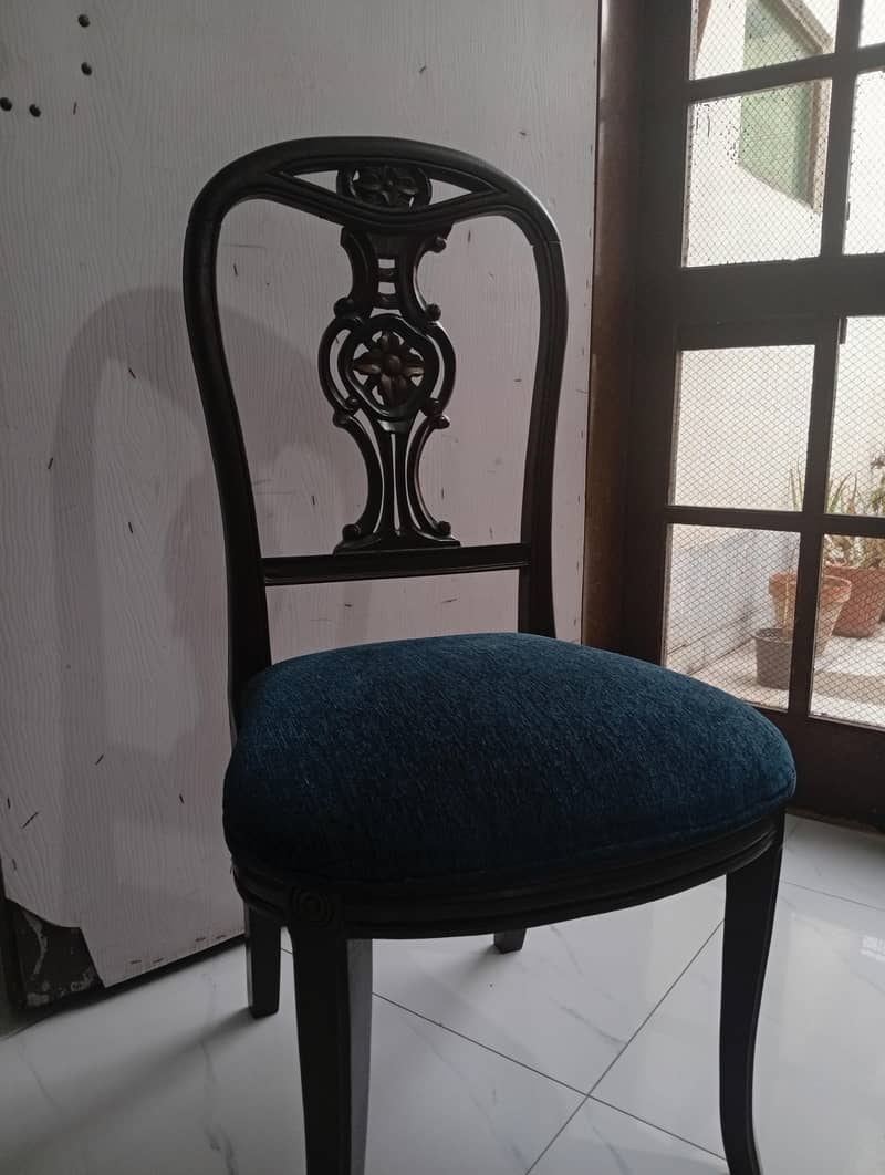 ANTIQUE DINING TABLE 6