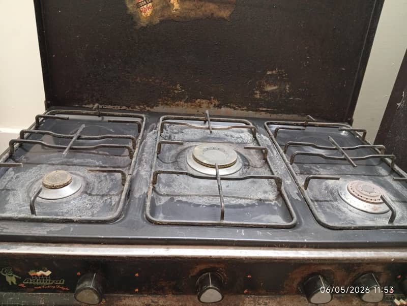Kitchen Stove 4