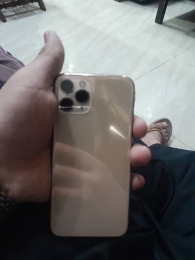 Iphone 11 pro with box