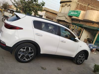 Kia Sportage AWD 2025 | 2000cc | 33,000 KM | Excellent Condition