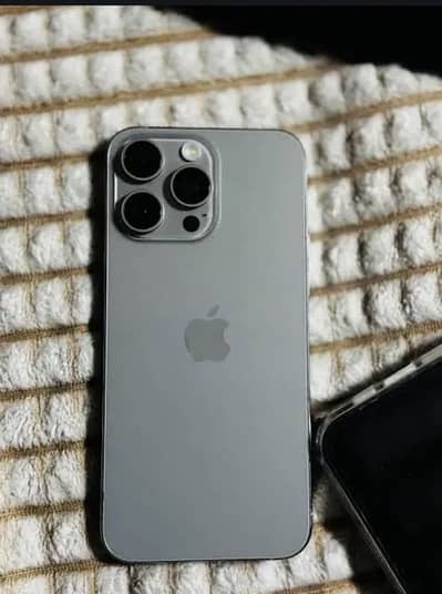 Iphone 15 pro max Pta LLA