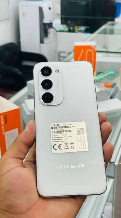 URGENT SALE !! ALL FRESH MODEL NAME !! TECNO SPARK 40 PRO PLUS