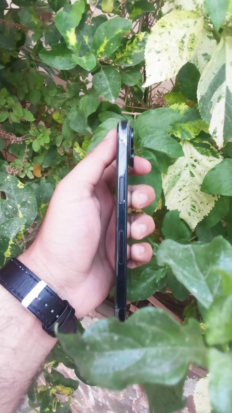 iPhone 15 1