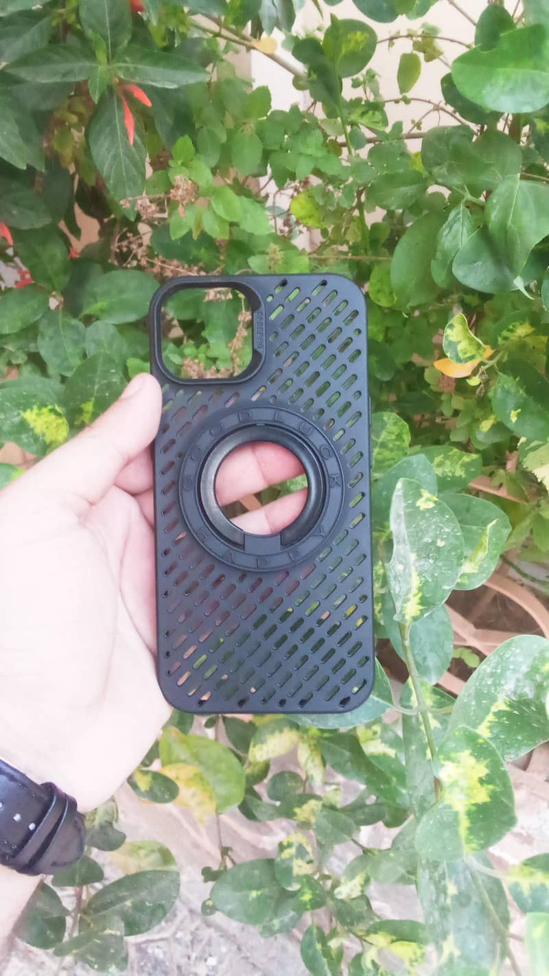 iPhone 15 5