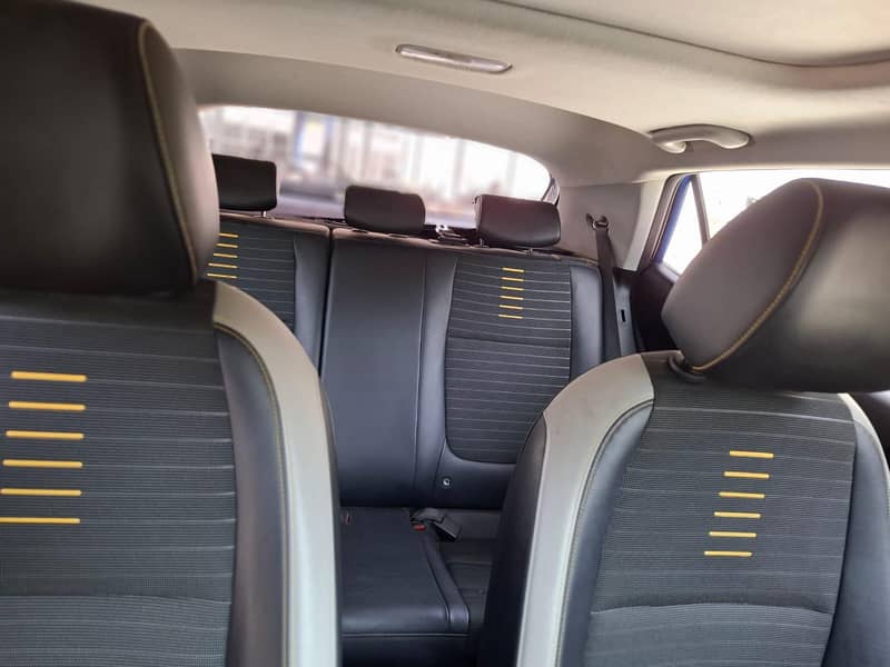 Kia stonic  2022 model automatic 1