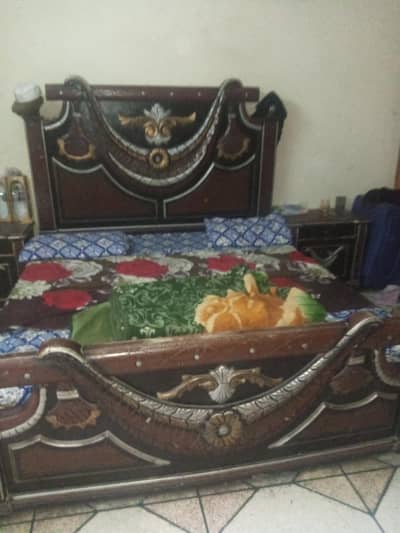 king size bed without matress