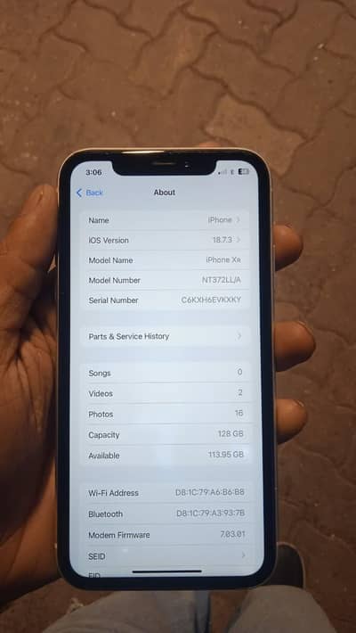 iphone XR pta 128 gb