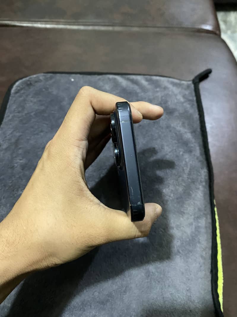 Iphone 15 Pro Max (jv) 4