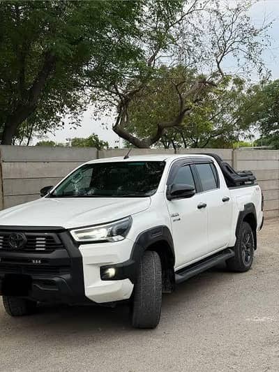 Revo Vigo Fortuner Civic Altis Self Drive