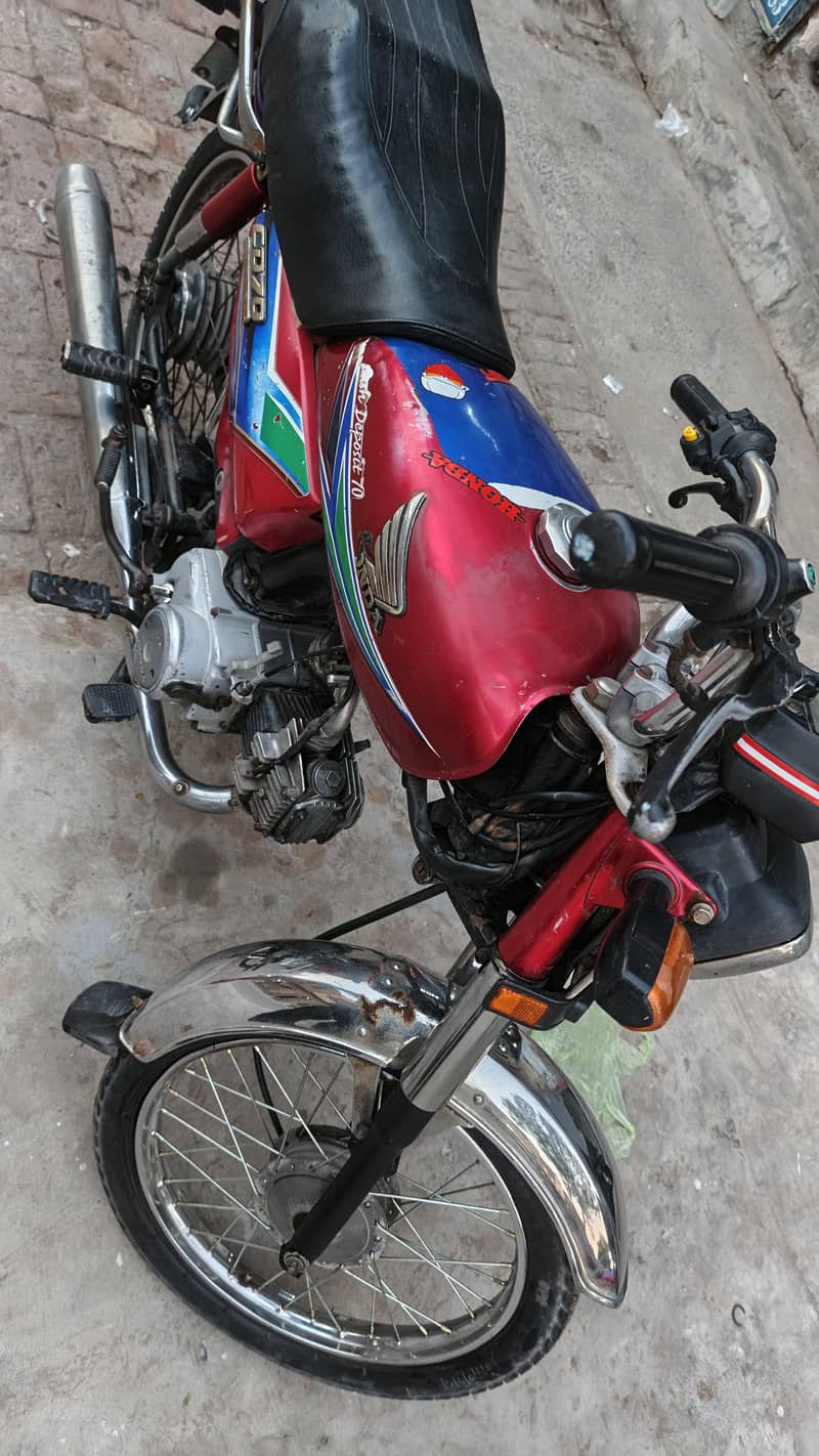 CD 70 12 model 1