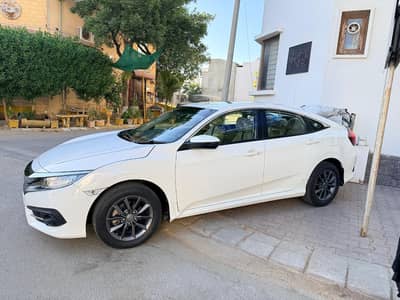 Honda Civic Oriel 1.8 i-VTEC CVT 2021 I karachi registered