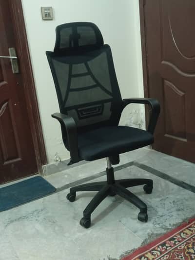 Office mesh chair imported  for sale new recently purchased.