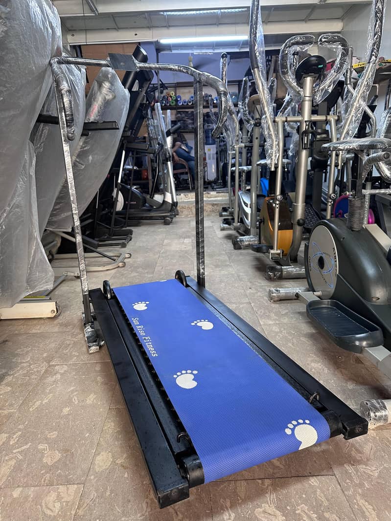 Exercise ( Manual 21 rollers treadmill) 3