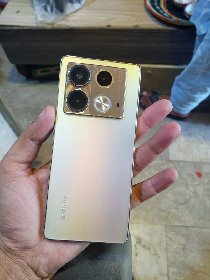 note 40 cmplete box 6