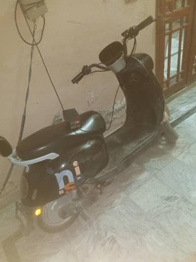 Evee Scooty Electric