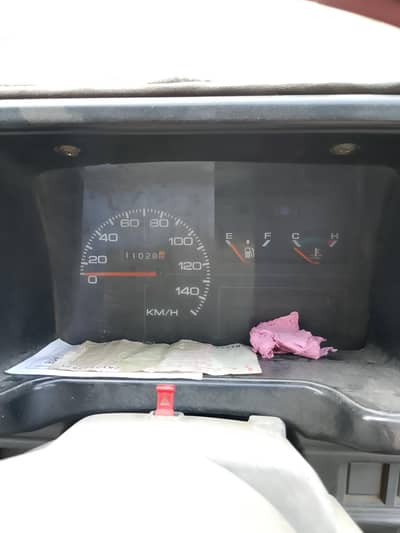shawor ha bhar se andr se jeniun hai ac on hai gas dalni ha agay ka do