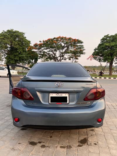 Corolla Altis 1.8 Automatic Cruistonic toyota