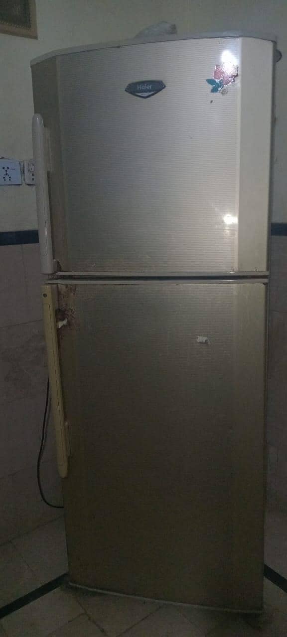 Full size Fridge 0