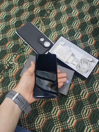 VIVO V50