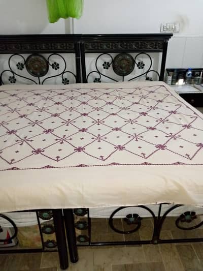 2iron single beds