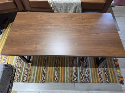 Wooden textured Center Table