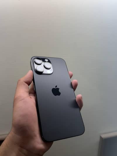 iphone 14 Pro Max Battery Health 96%
