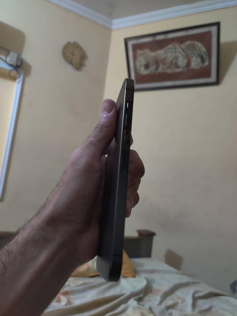 iphone 13pro max 2
