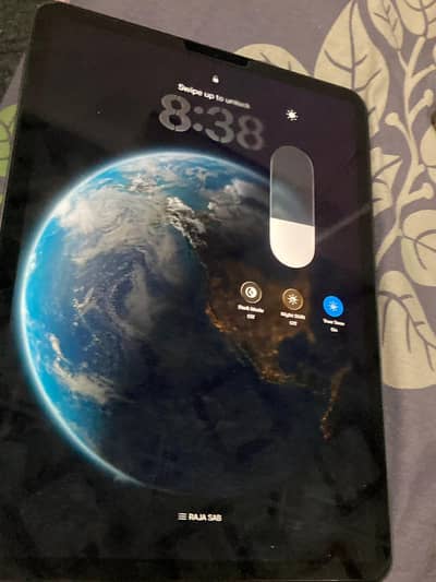 ipad pro 2020 11inch screen grey color