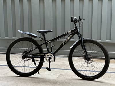 Black sporty cycle