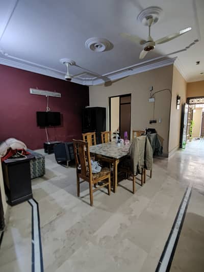 200 Yard House For Sale In Kaneez Fatima Society Scheme 33